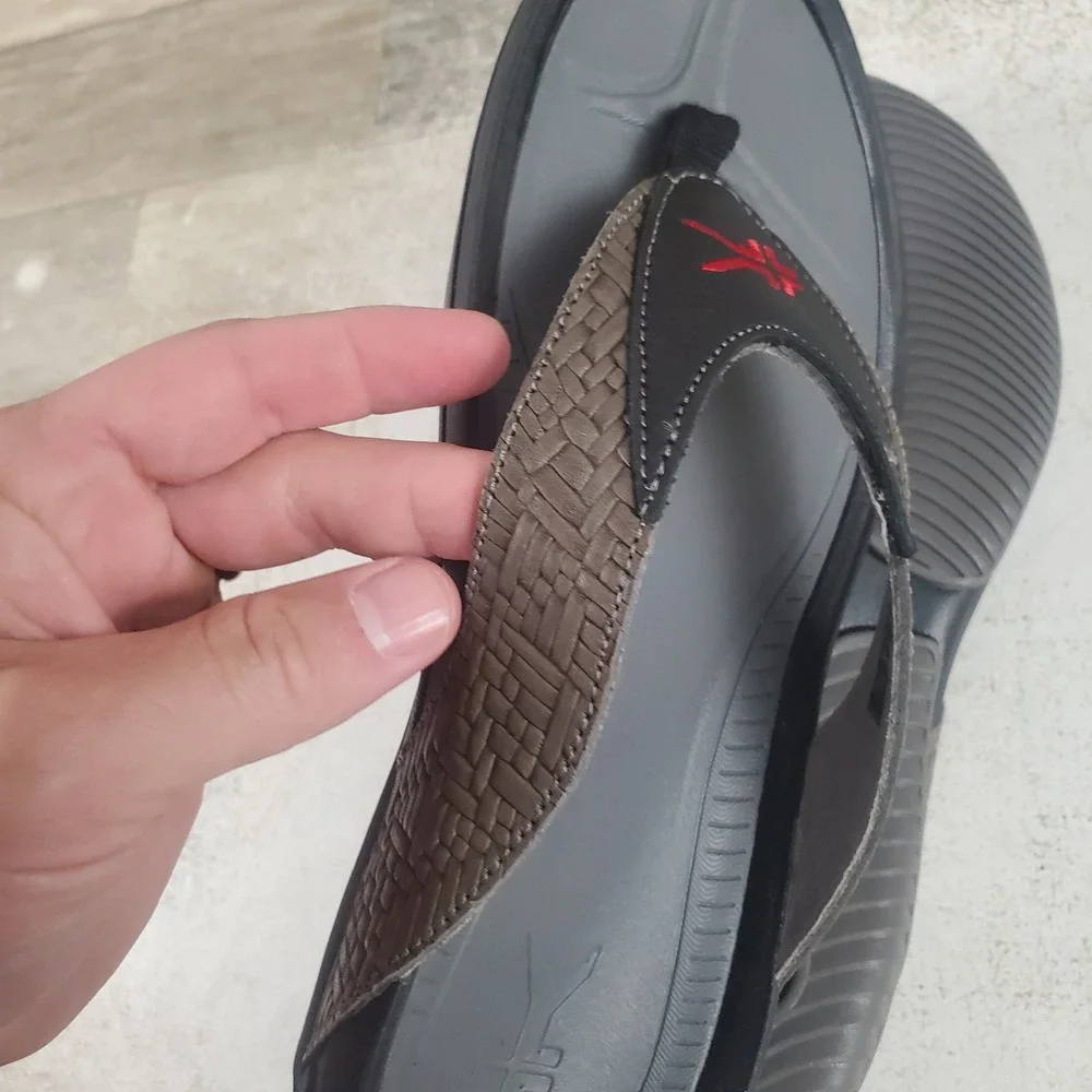 Kuru Kala Leather Sandals Mens Sz 8 Flip Flop Thong Solid Black Comfortable